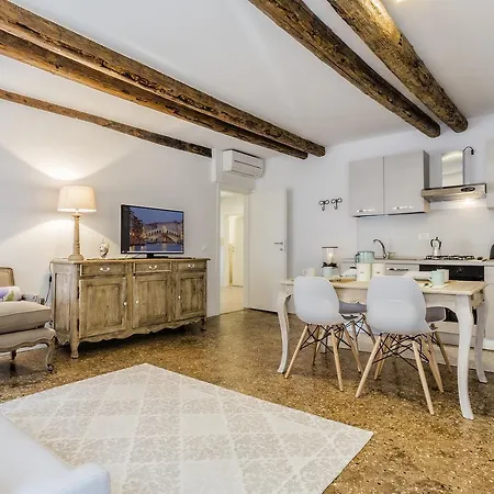 Apartment Dream House